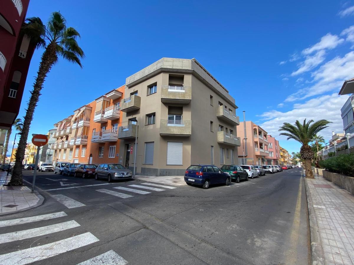 Casa Antonio - Apartamento Luna ปลายา เด ซานฮวน ภายนอก รูปภาพ