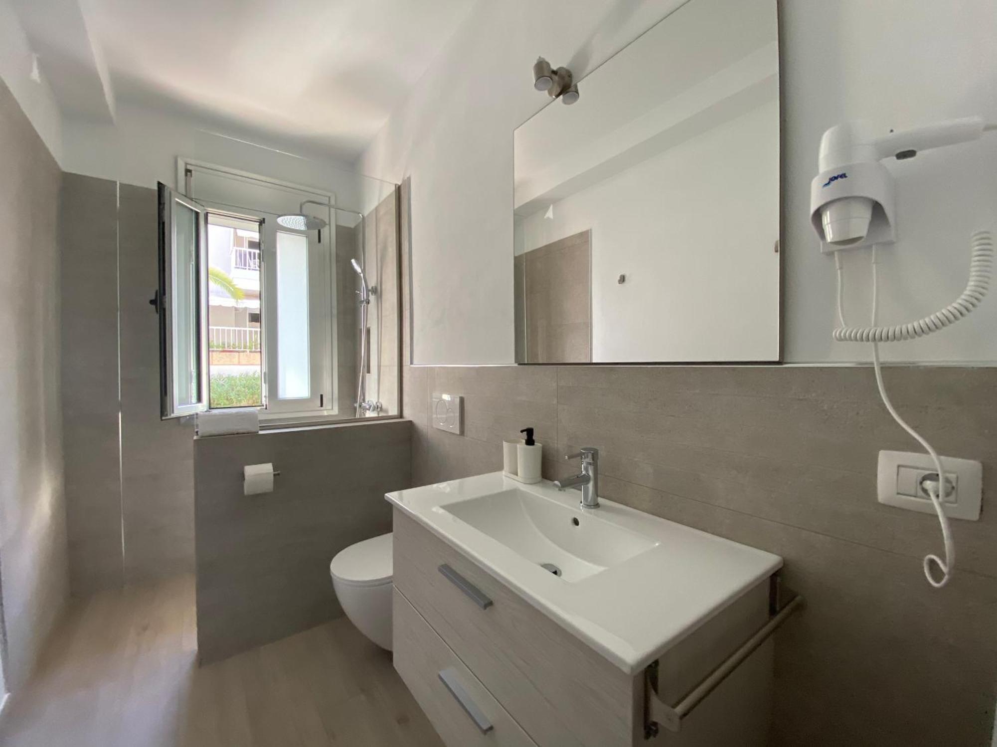 Casa Antonio - Apartamento Luna ปลายา เด ซานฮวน ภายนอก รูปภาพ